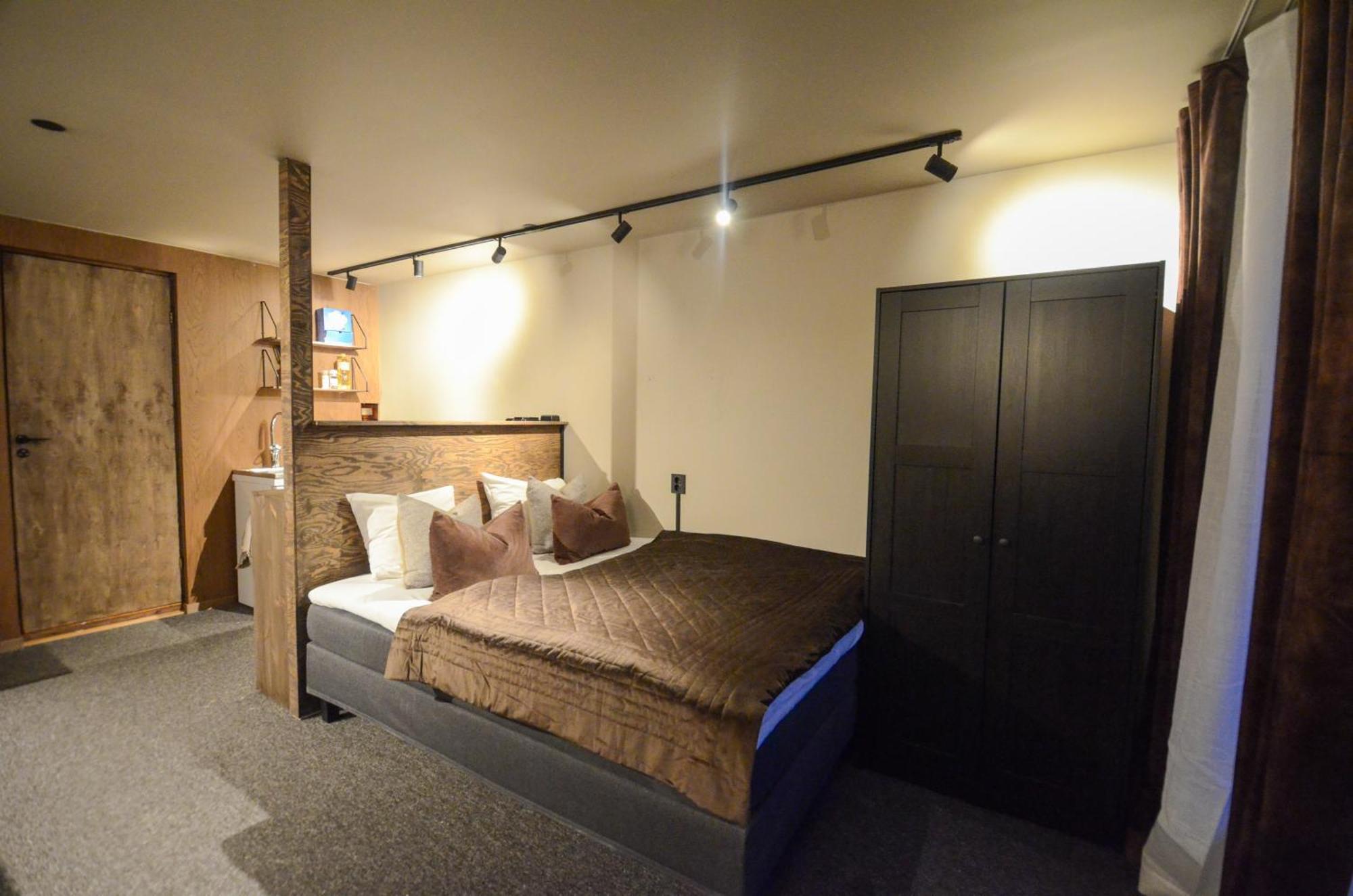 Steam Pier Apartment Kvaloya Phòng bức ảnh